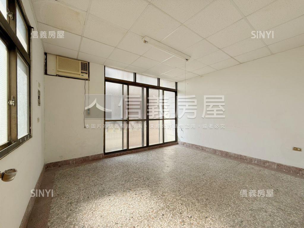 邊間三面採光有孝親房透天房屋室內格局與周邊環境