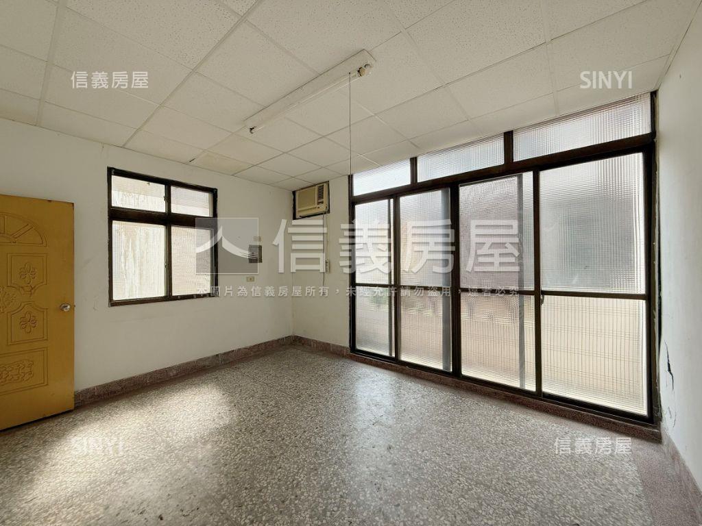 邊間三面採光有孝親房透天房屋室內格局與周邊環境