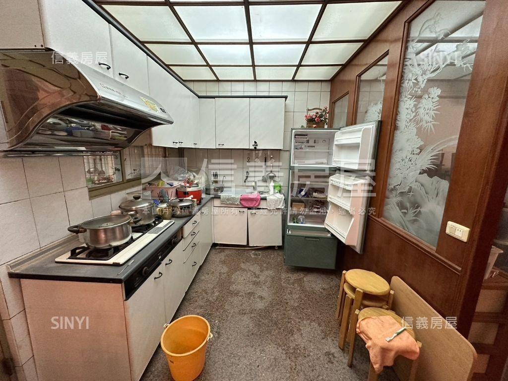 專任精緻逸境莊園大別墅房屋室內格局與周邊環境