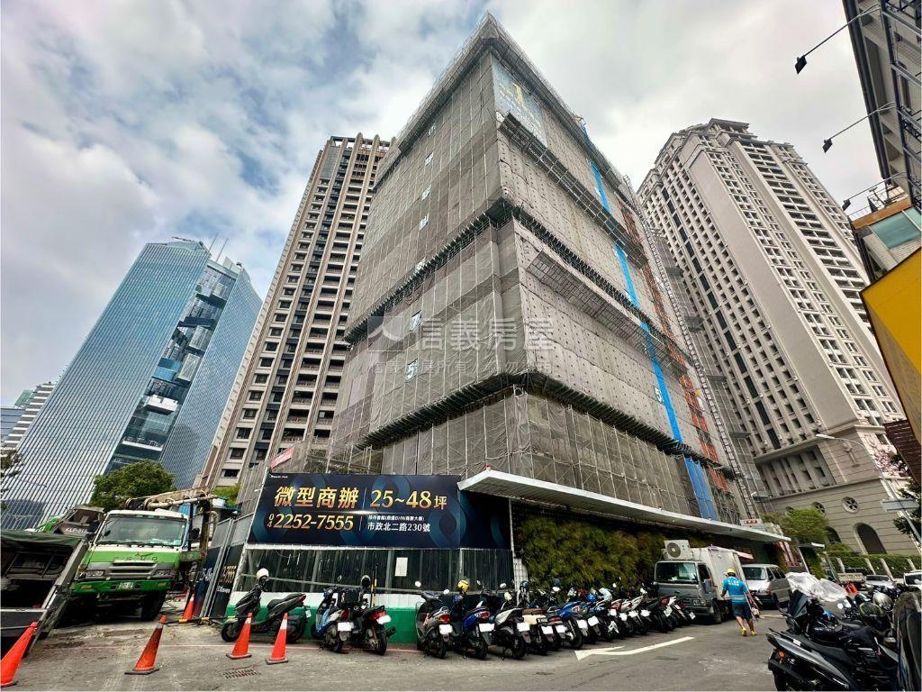 ★市政新銳３３Ａ１０三房房屋室內格局與周邊環境