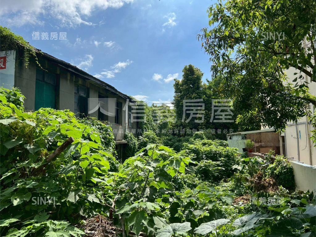 近國道一號過百坪美地房屋室內格局與周邊環境
