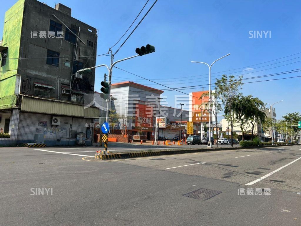 近國道一號過百坪美地房屋室內格局與周邊環境