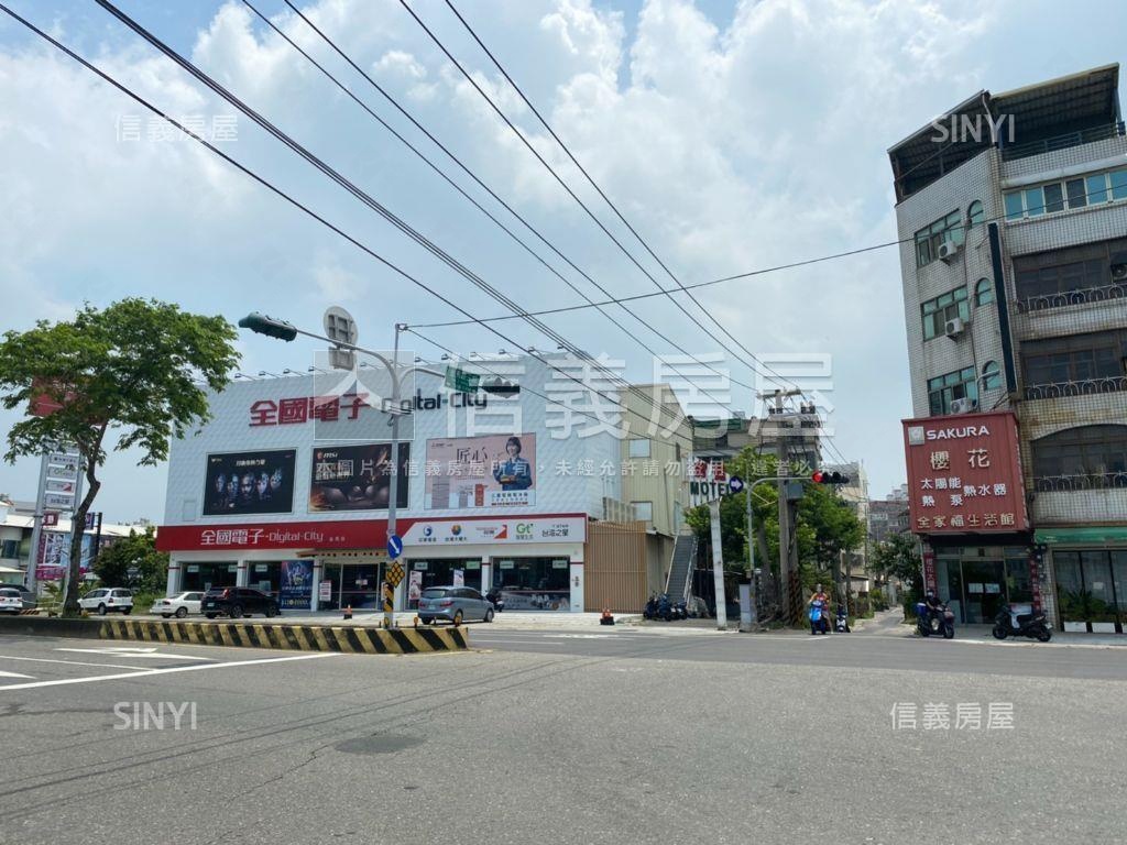 近國道一號過百坪美地房屋室內格局與周邊環境