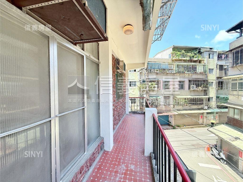 百忍街邊間三樓房屋室內格局與周邊環境