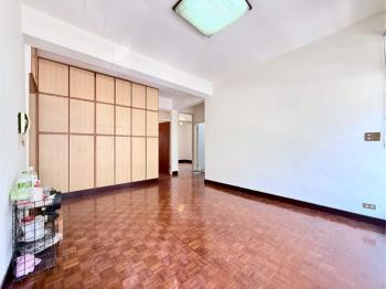 百忍街邊間三樓