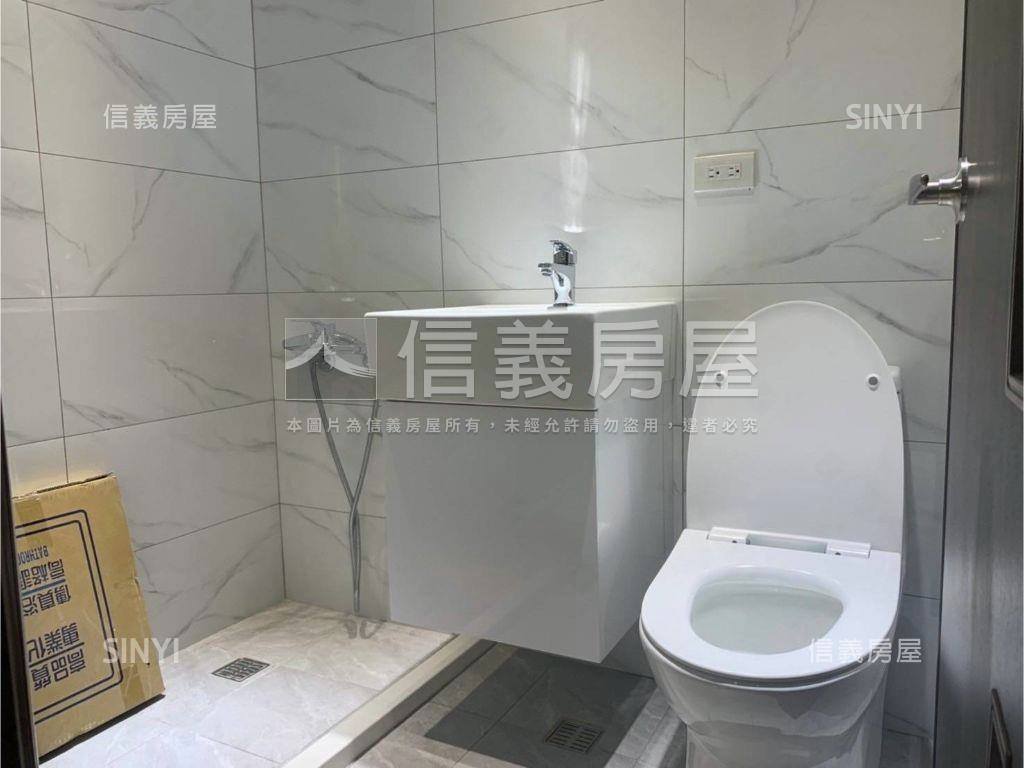 中華裝潢美二樓房屋室內格局與周邊環境