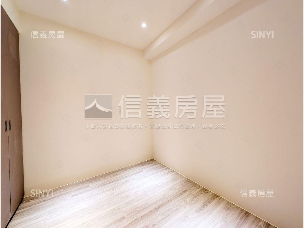 中華裝潢美二樓房屋室內格局與周邊環境