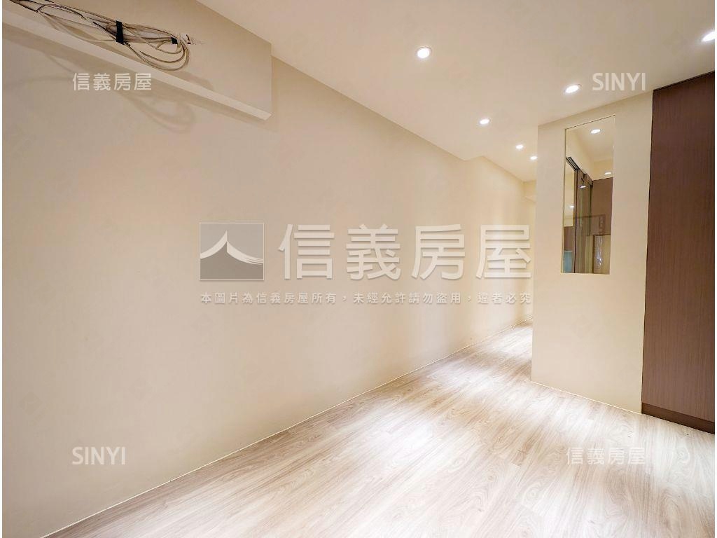 中華裝潢美二樓房屋室內格局與周邊環境