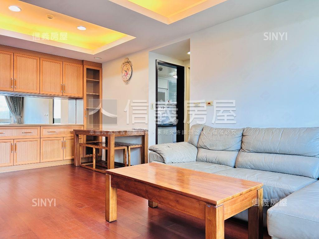 近藝文富士兩房車位房屋室內格局與周邊環境