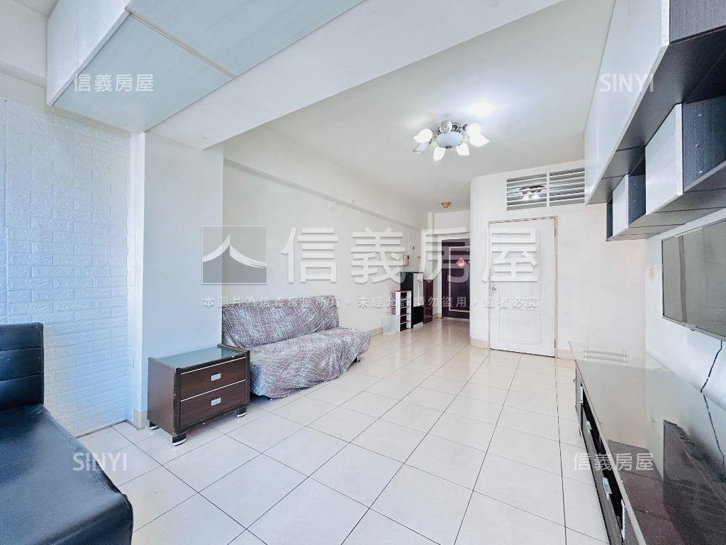 甜蜜。入手三房車位房屋室內格局與周邊環境