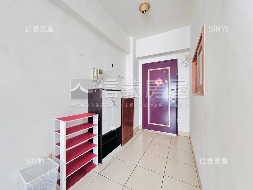 甜蜜。入手三房車位房屋室內格局與周邊環境