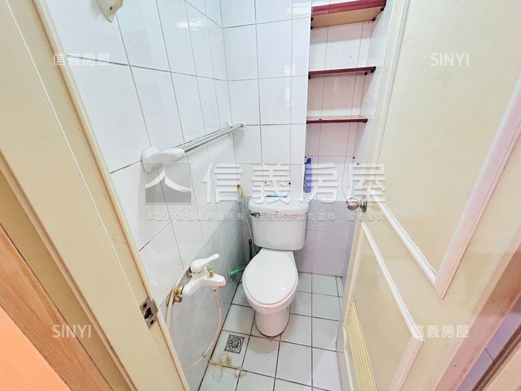 甜蜜。入手三房車位房屋室內格局與周邊環境