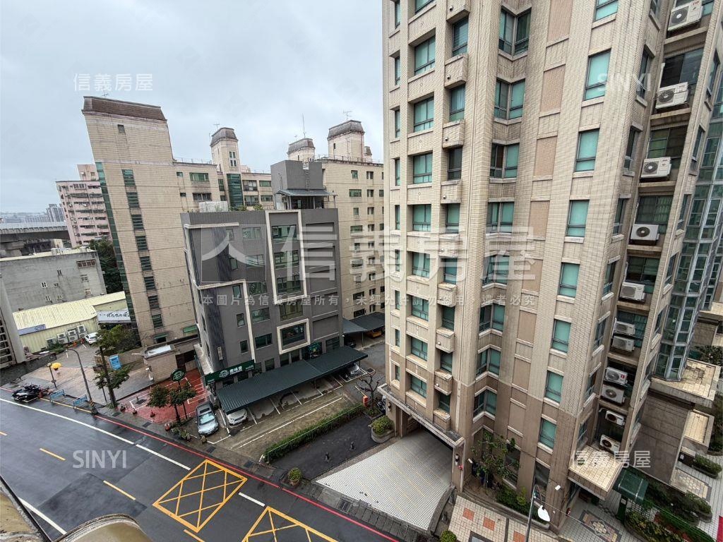 甜蜜。入手三房車位房屋室內格局與周邊環境