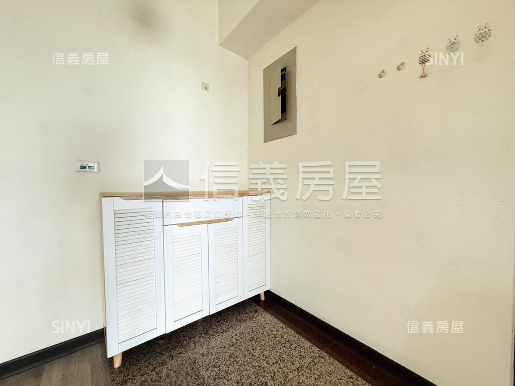 梅川鮮境優美三房平車房屋室內格局與周邊環境