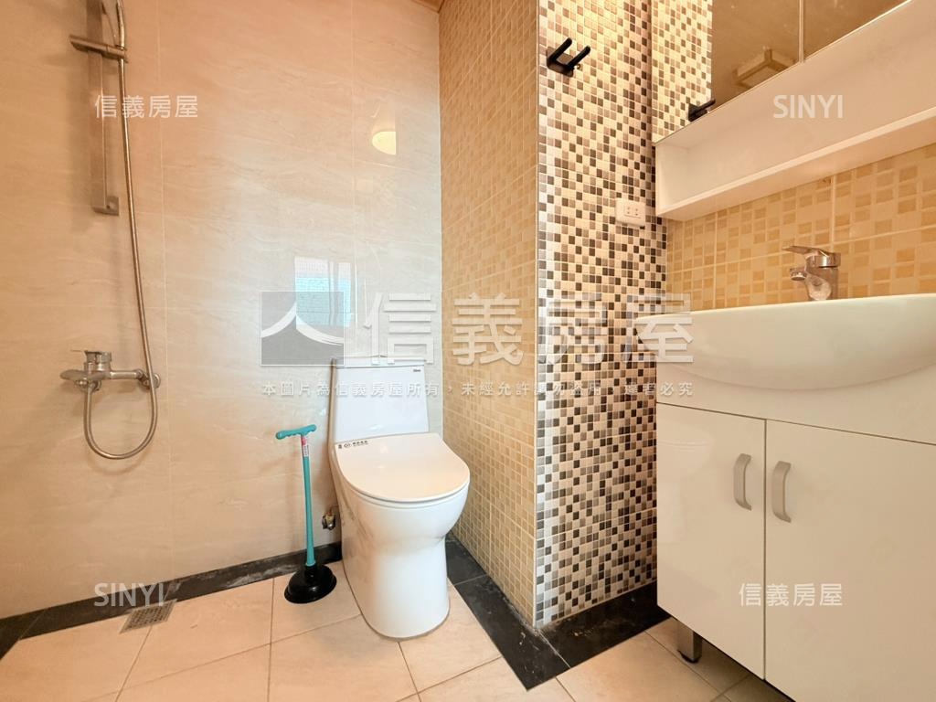 梅川鮮境優美三房平車房屋室內格局與周邊環境