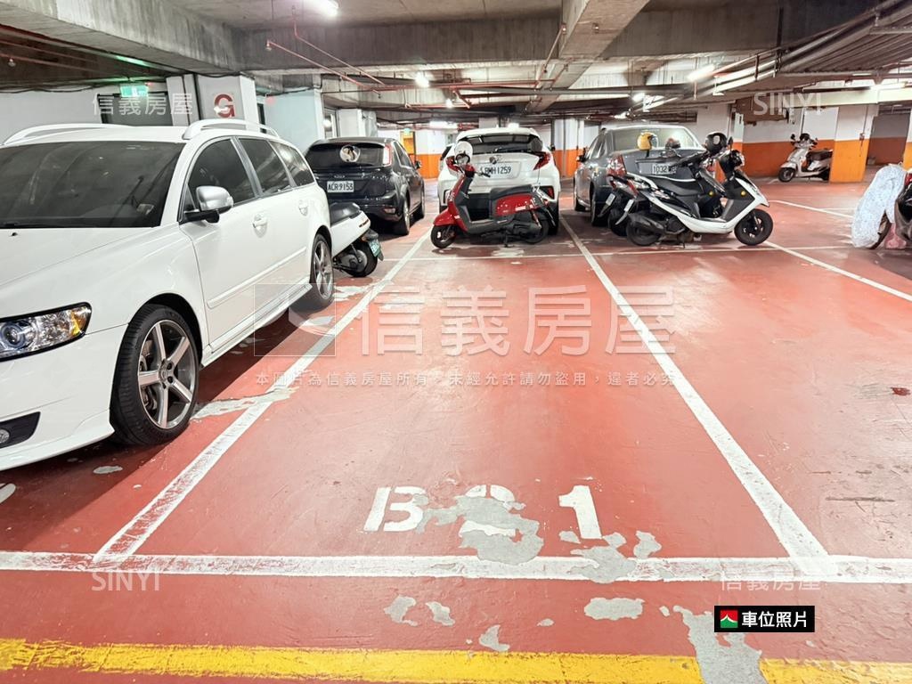 梅川鮮境優美三房平車房屋室內格局與周邊環境