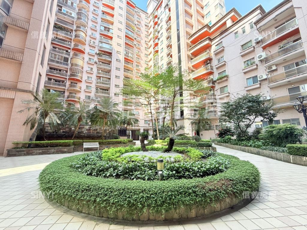 梅川鮮境優美三房平車房屋室內格局與周邊環境