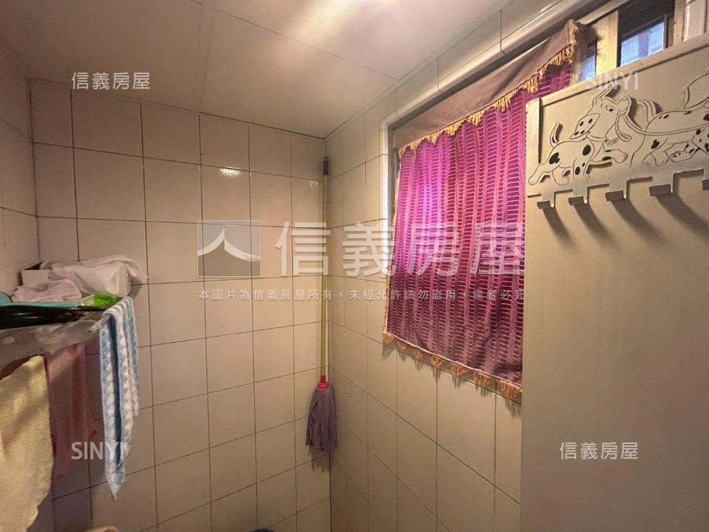 Ｒ１５招財收租雙樓店房屋室內格局與周邊環境