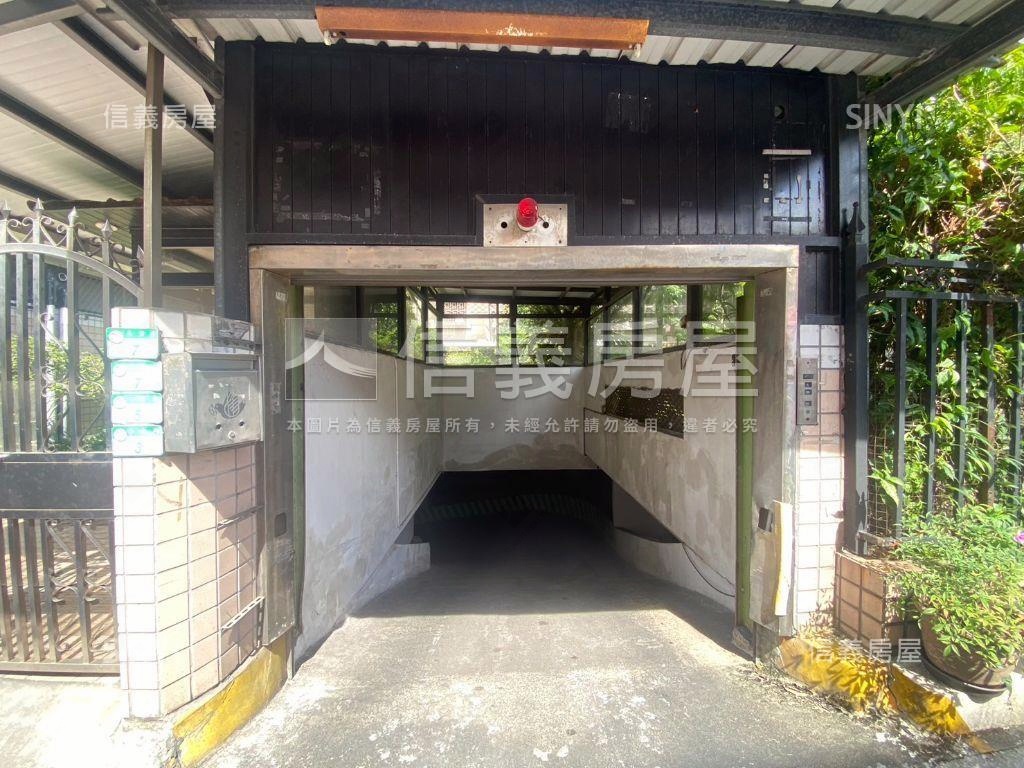 永安街黃金車位房屋室內格局與周邊環境