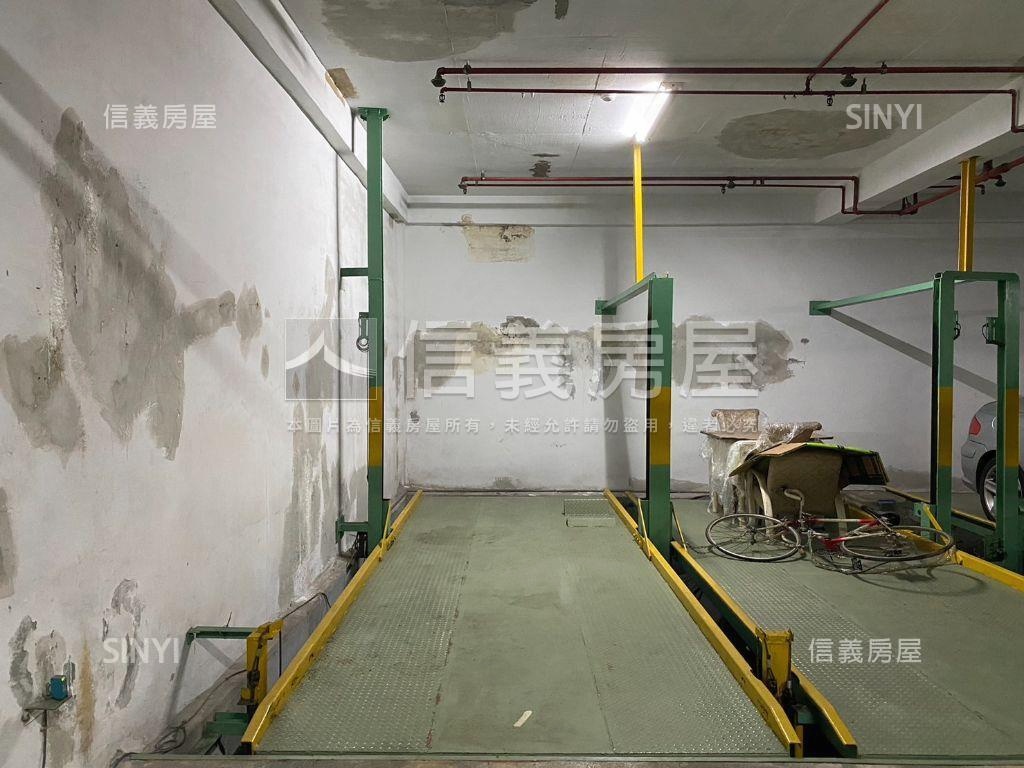 永安街黃金車位房屋室內格局與周邊環境