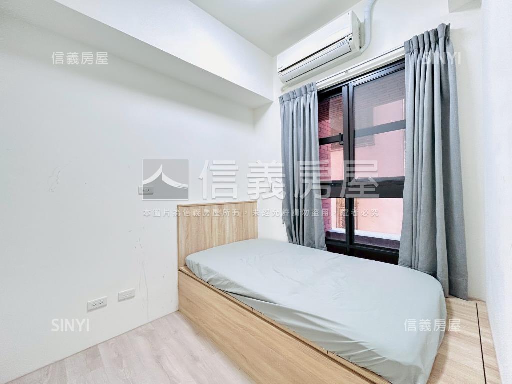 專任青埔英倫花園兩房車位房屋室內格局與周邊環境