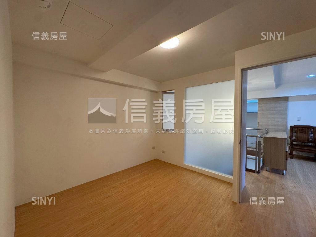 水蓮挑高湖景大戶房屋室內格局與周邊環境