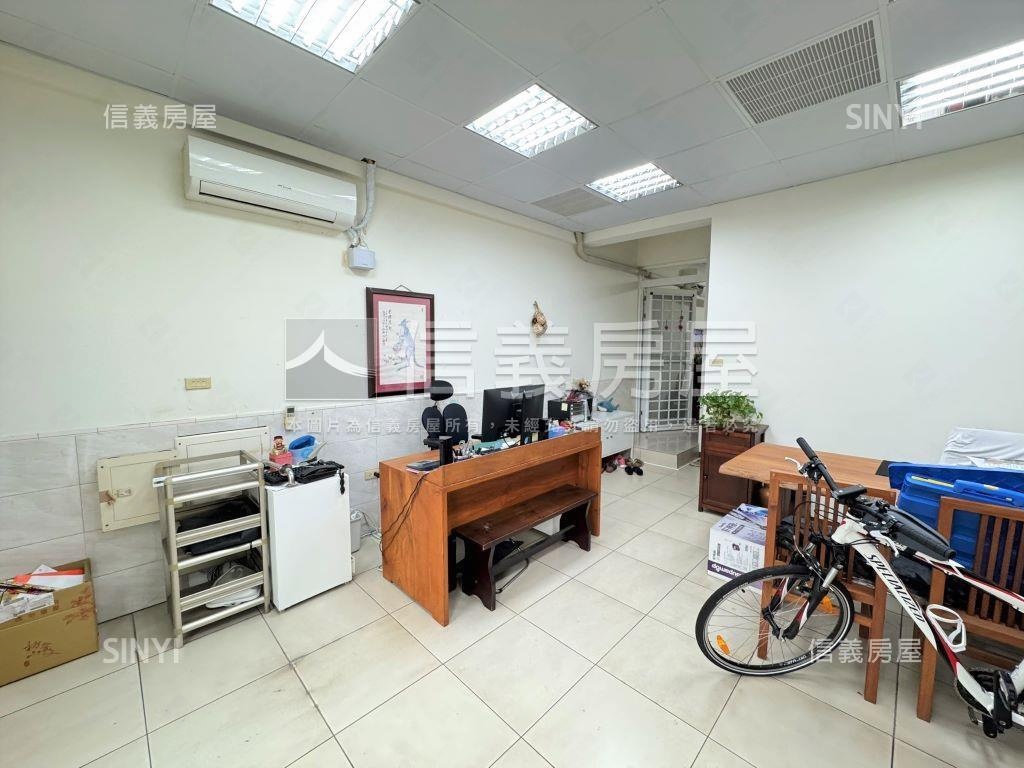 美術館中華正路大地坪透天房屋室內格局與周邊環境