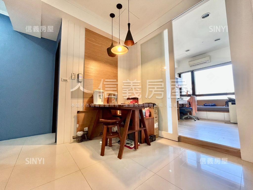 京城鳳凰｜高樓四房景觀宅房屋室內格局與周邊環境