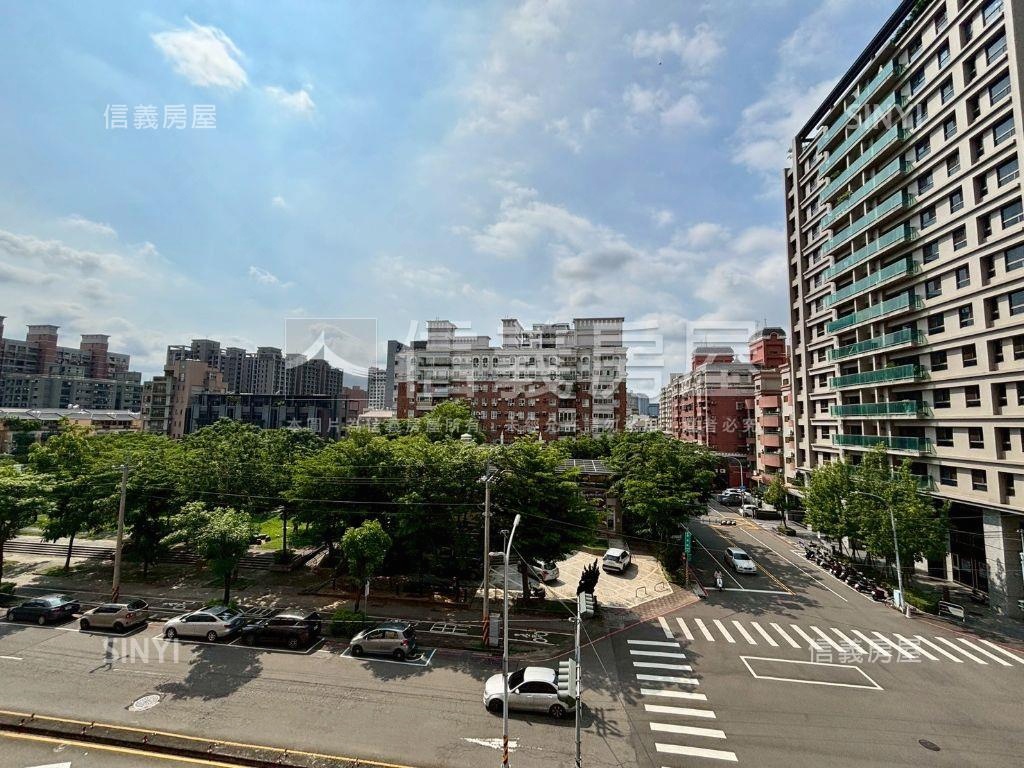 專任近中山醫公園苑樹梢戶房屋室內格局與周邊環境