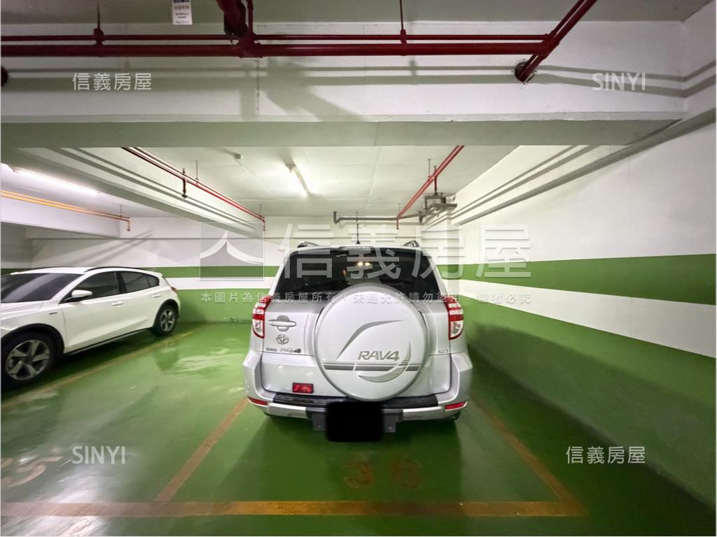 八期近豐樂公園四房平車房屋室內格局與周邊環境