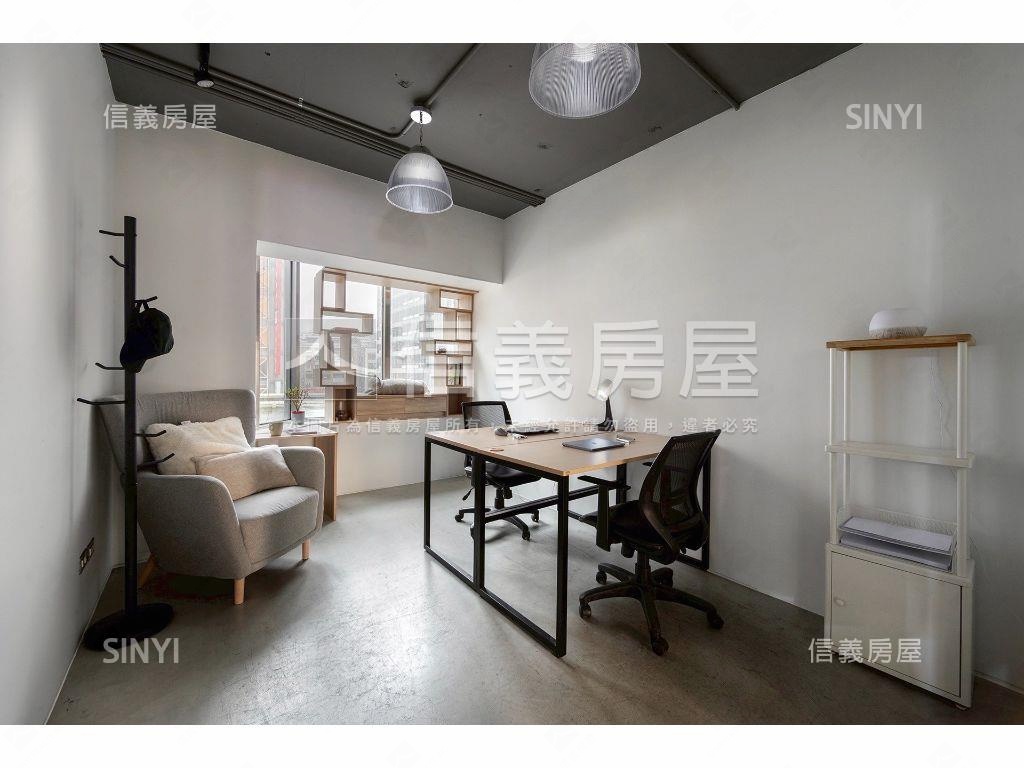 專任明輝百坪雙併純辦房屋室內格局與周邊環境