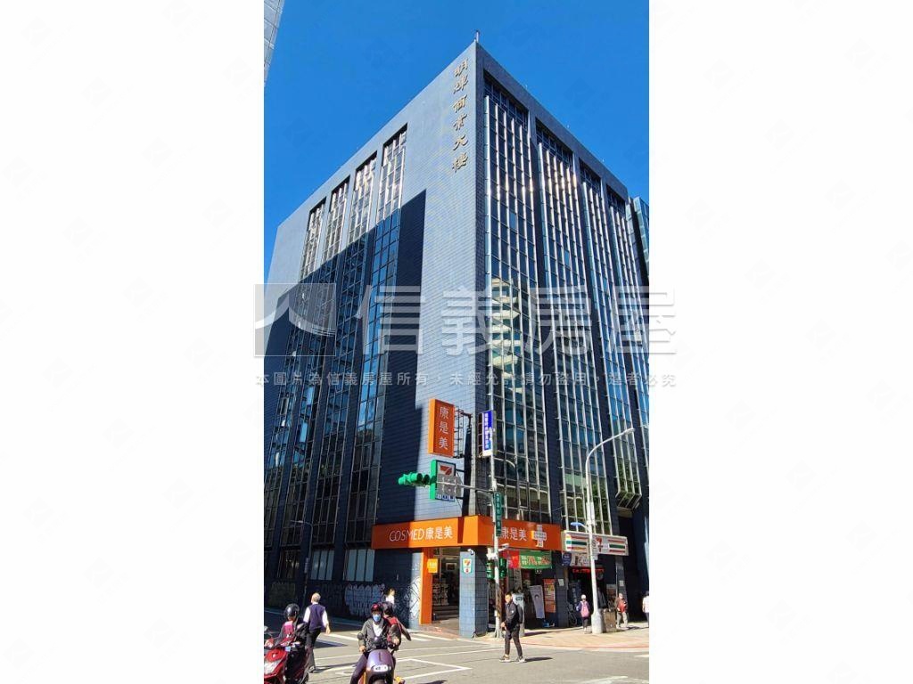 專任明輝百坪雙併純辦房屋室內格局與周邊環境