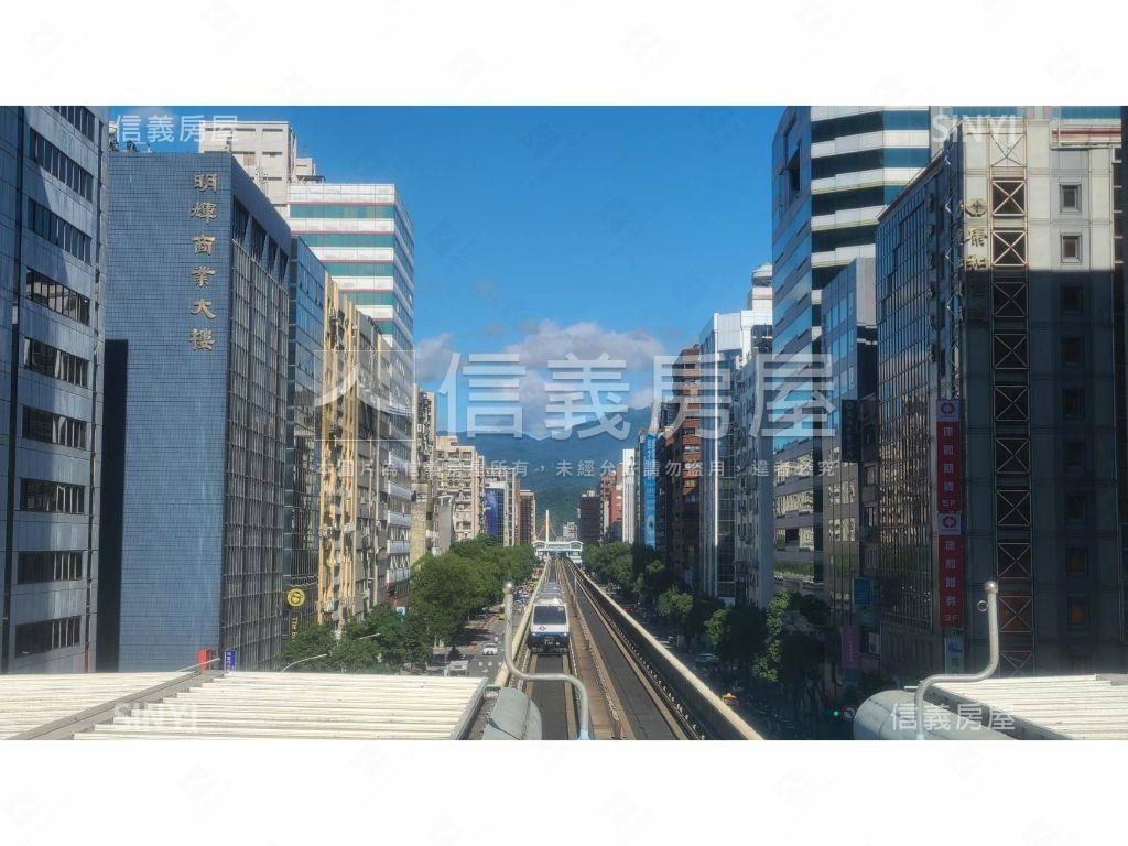 專任明輝百坪雙併純辦房屋室內格局與周邊環境