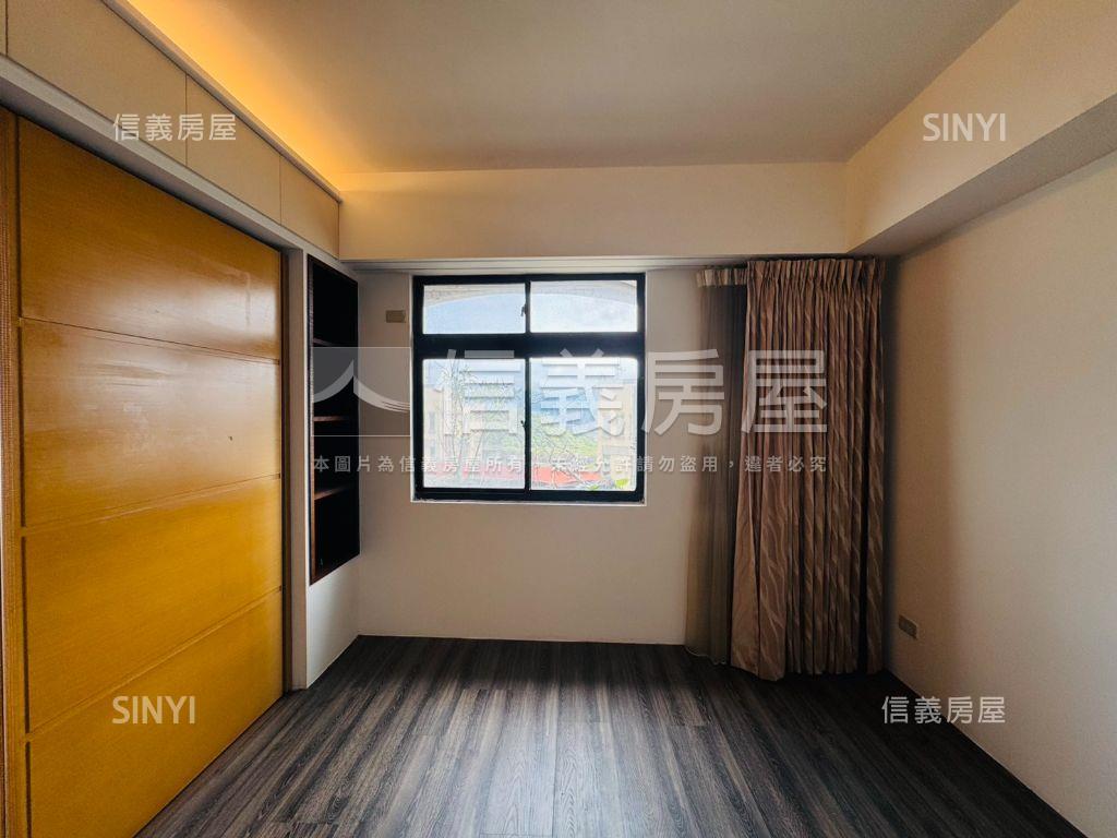 國宅高樓景觀電梯三房房屋室內格局與周邊環境