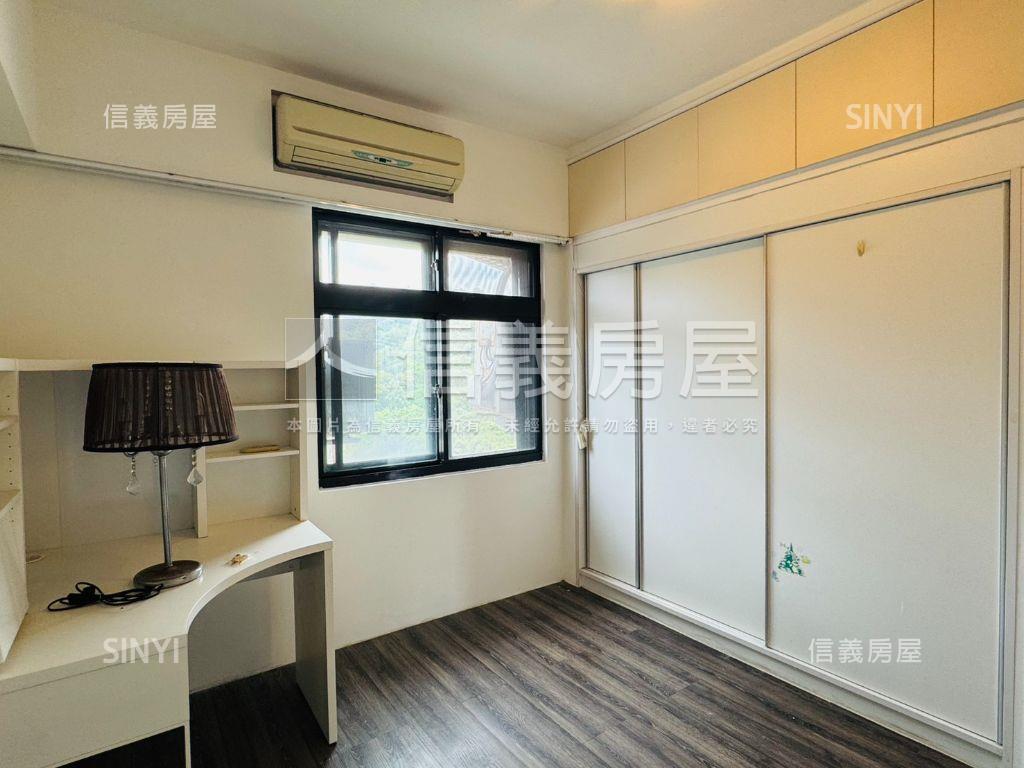 國宅高樓景觀電梯三房房屋室內格局與周邊環境