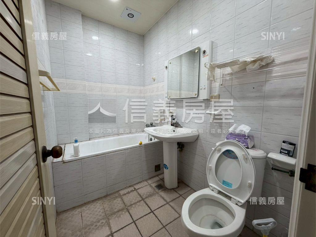賢北街臨路透天房屋室內格局與周邊環境