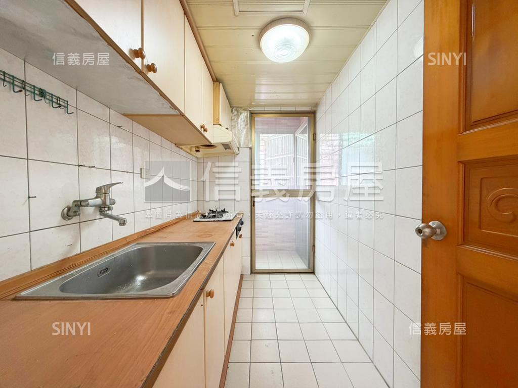 綠比鄰社區捷運年輕美寓房屋室內格局與周邊環境