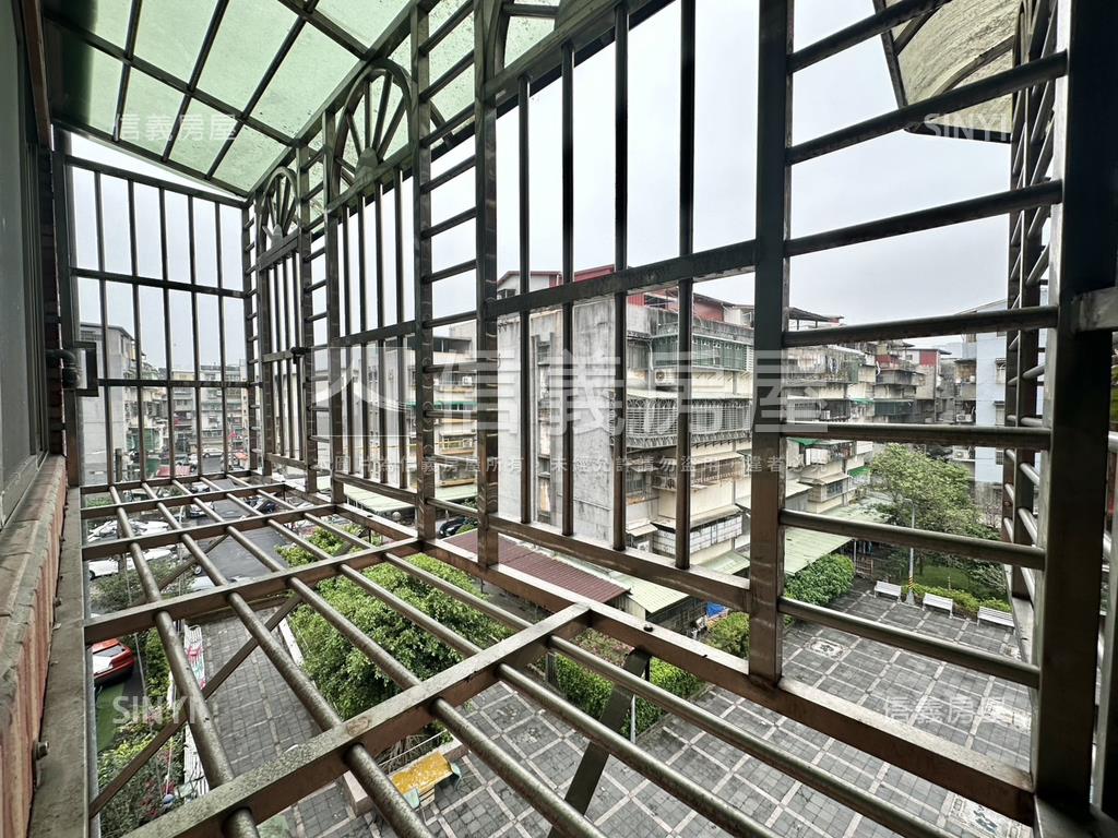 綠比鄰社區捷運年輕美寓房屋室內格局與周邊環境