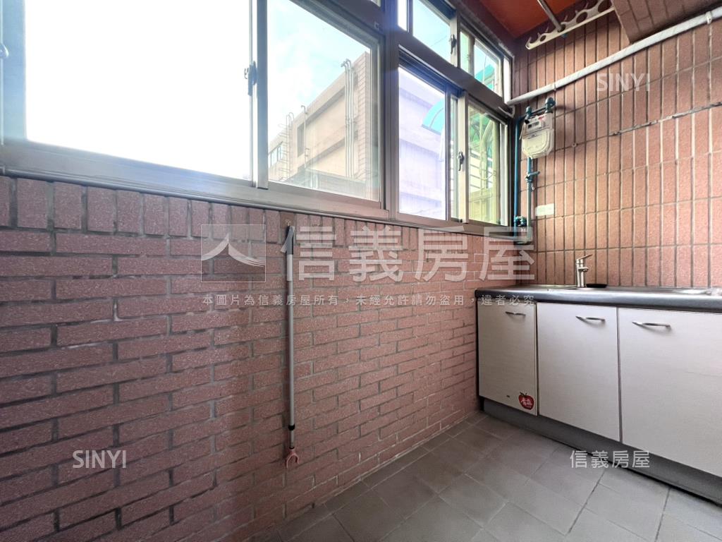 文化天下·高樓景觀美宅房屋室內格局與周邊環境