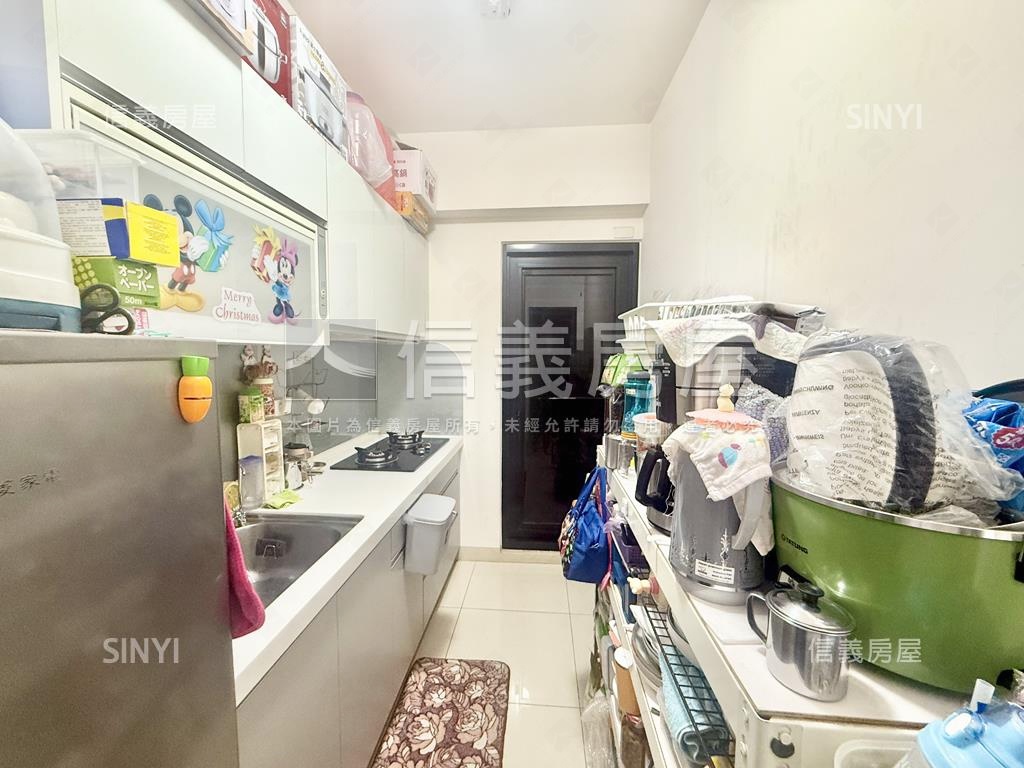 滙美陽台進出稀有大兩房房屋室內格局與周邊環境