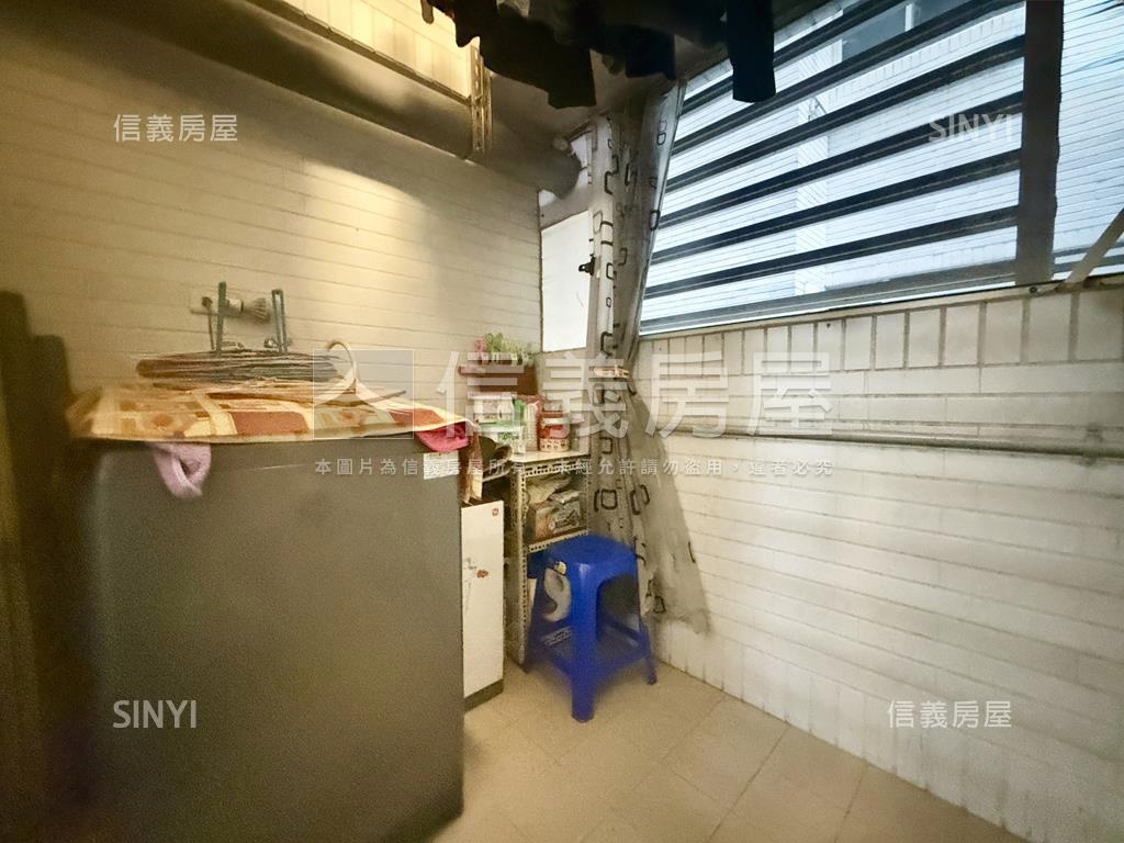 滙美陽台進出稀有大兩房房屋室內格局與周邊環境
