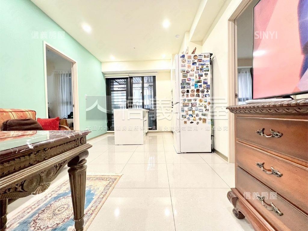 潤隆稀有棟別朝南採光３房房屋室內格局與周邊環境