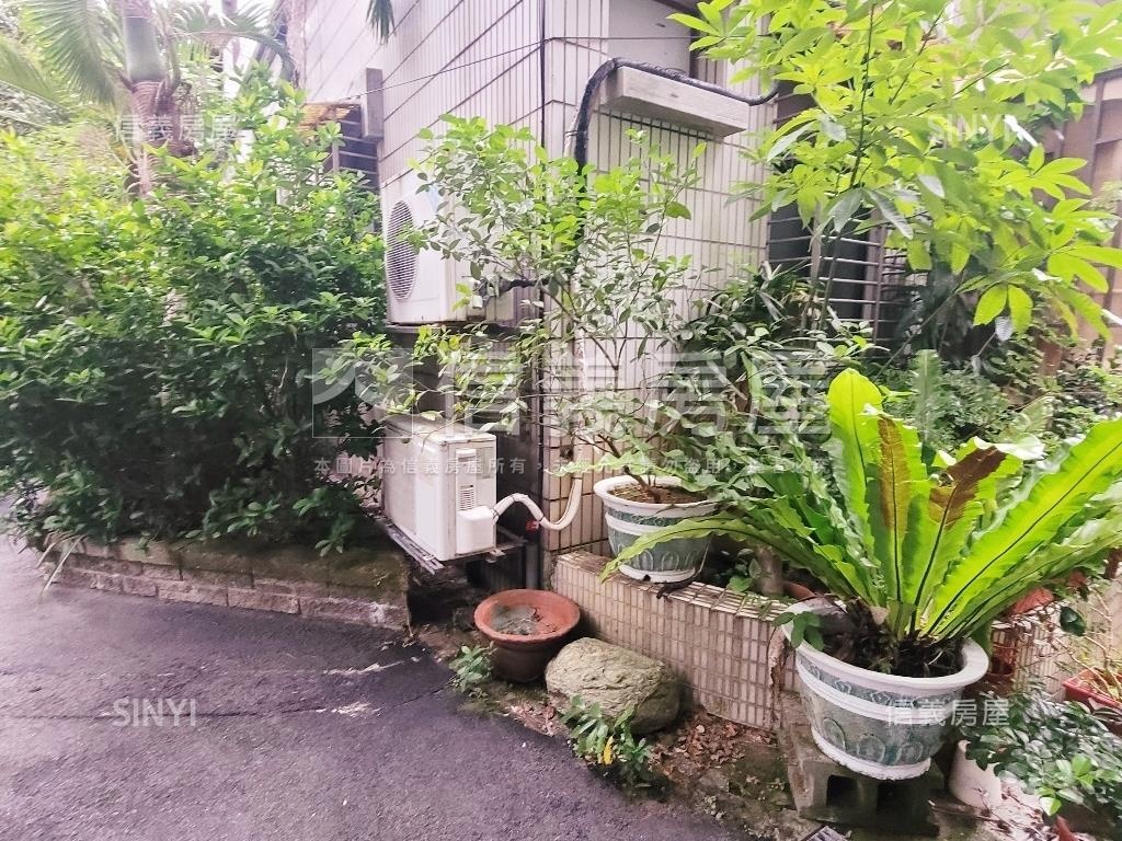 大坪林捷運稀有大一樓房屋室內格局與周邊環境