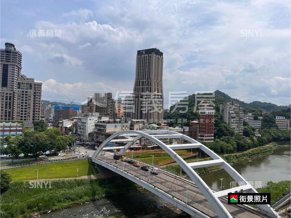 大坪林捷運稀有大一樓房屋室內格局與周邊環境