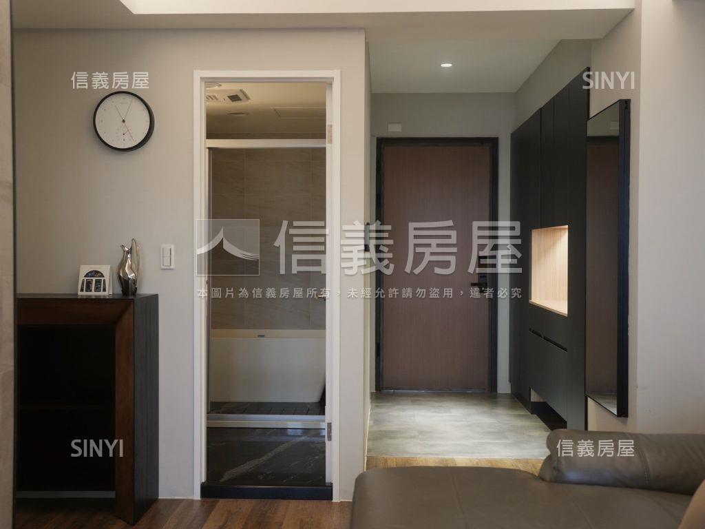 綠意景觀質感裝潢２房房屋室內格局與周邊環境