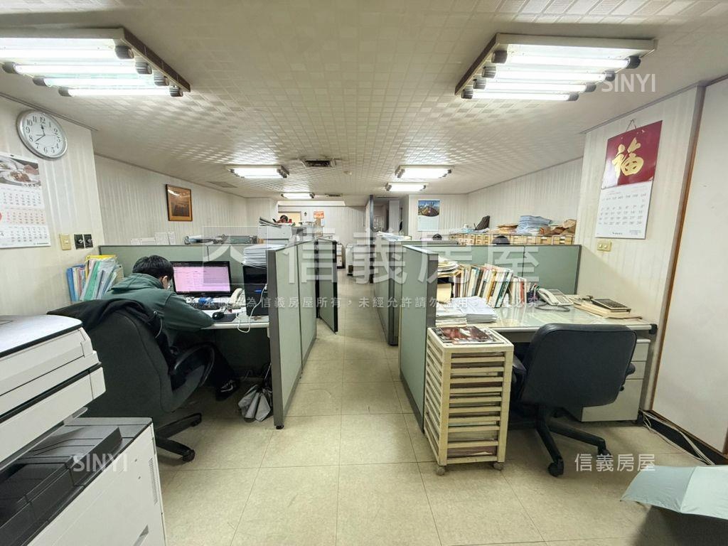 推★松江南京宏泰辦公房屋室內格局與周邊環境