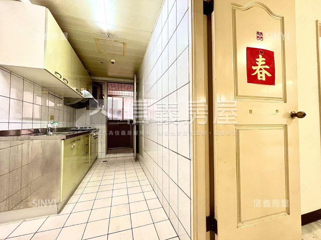 水都河岸景觀四房車位房屋室內格局與周邊環境
