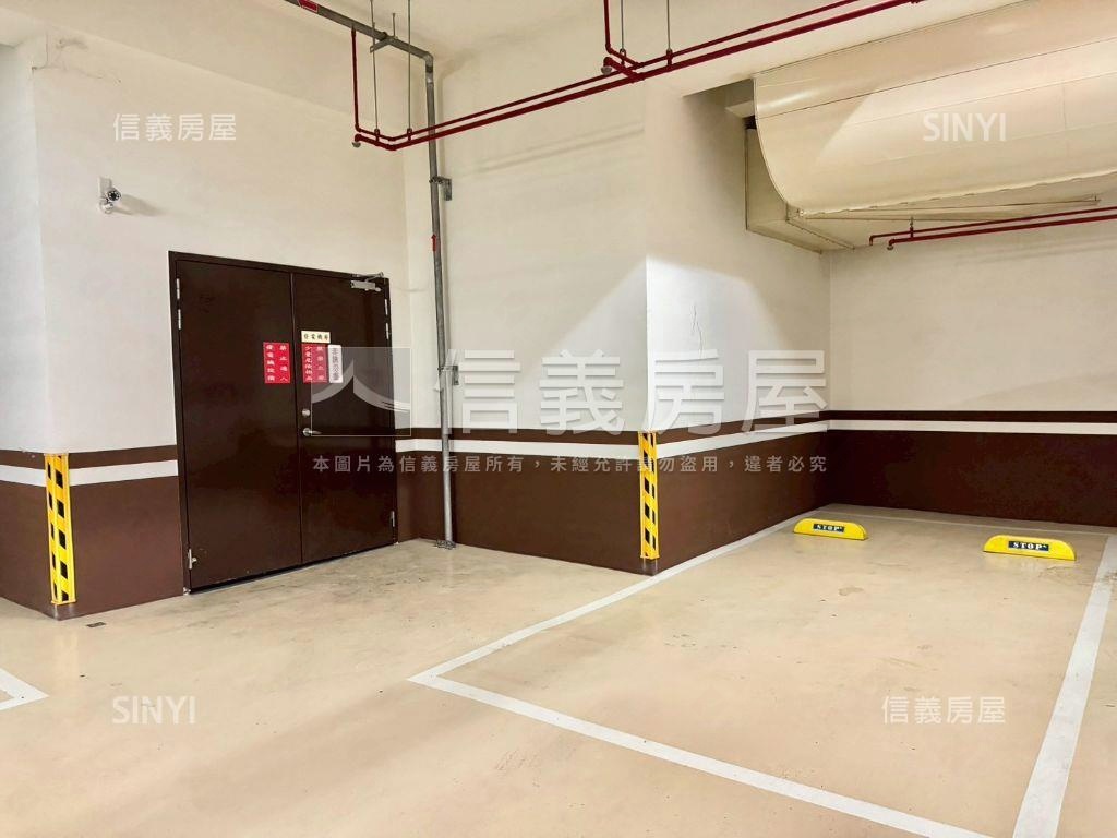 近中山醫三房平車露臺戶房屋室內格局與周邊環境
