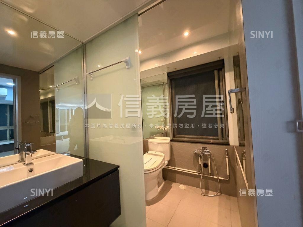 敦化微風住辦大樓房屋室內格局與周邊環境