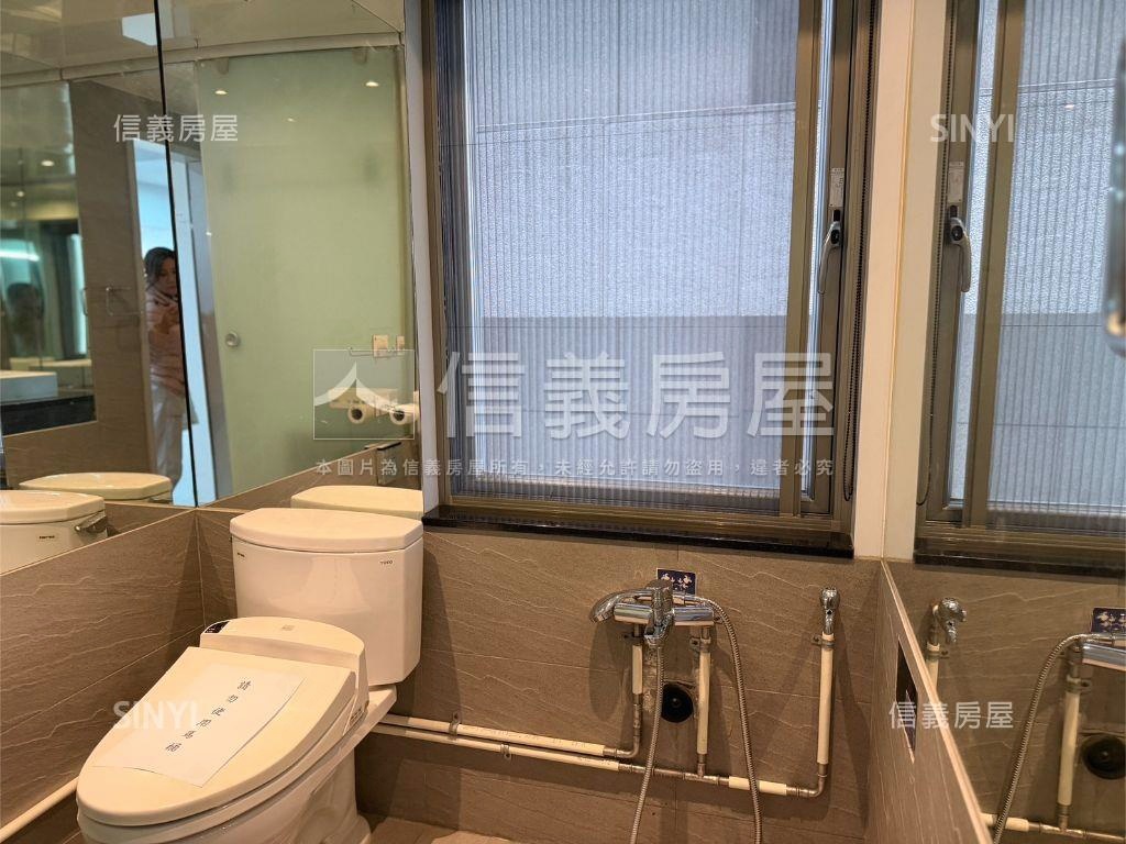 敦化微風住辦大樓房屋室內格局與周邊環境